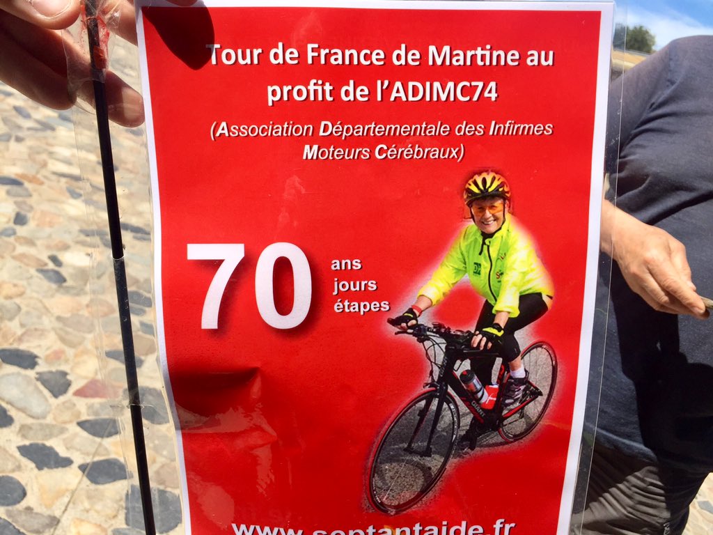 patrickrivas79's tweet photo. Heureux d'accueillir au nom de @Saurel_P à l'hôtel de ville de #Montpellier Mme Misslin-Morand qui fait le tour de France au profit de l' #ADIMC /70ans /70 jours /70 étapes! Départ d'Annecy le 6 avril et retour le 29 juin! Défi humanitaire et solidaire! https://t.co/Som0R7LpHd