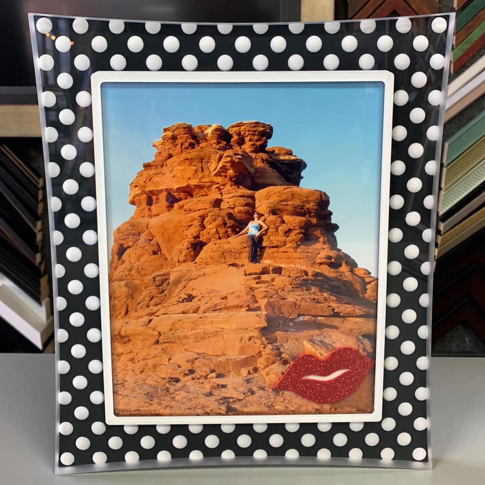 5280customframe's tweet photo. Prisma frame by @BellaMoulding! Come see how we can make your art pop! #art #framing #denver #colorado #pictureframing #customframing #prismaframes #bellamoulding https://t.co/ULiWevTwCE