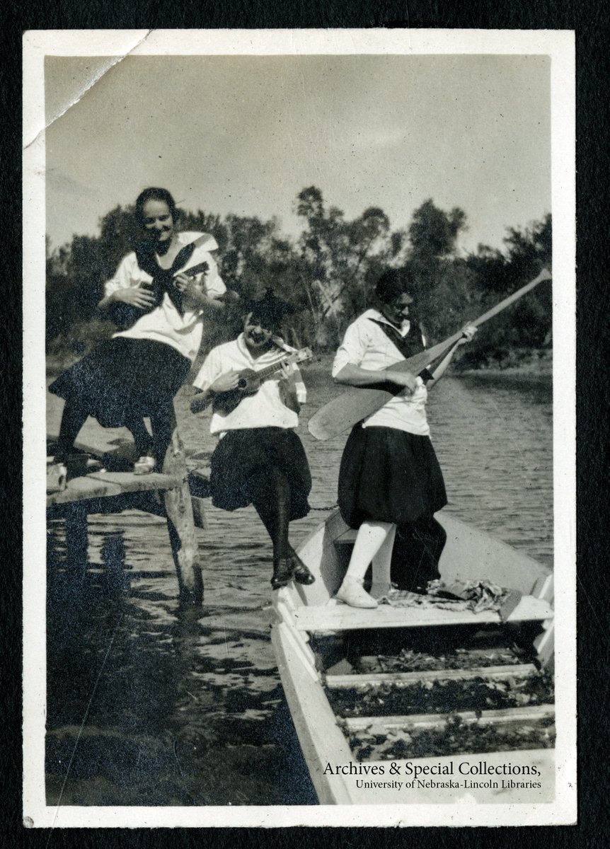 UNLarchives's tweet image. #archive30 day 24: #SomethingFun: Sometimes the music just hits you and your canoe paddle turns into an air ukulele. We've been there. We get it. @UNLSomusic #YourArchive @ARAScot #UNL #N150 #AirUkulele