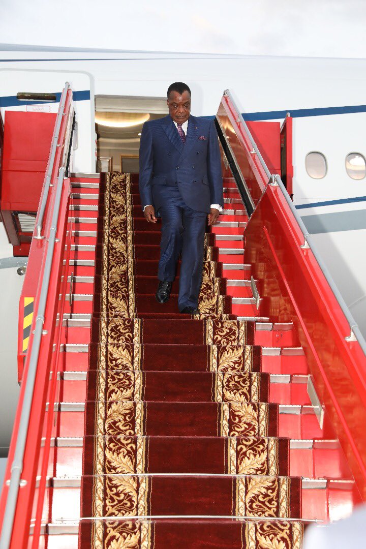 Le Président de la République SEM Denis Sassou N’Guesso a regagné Brazzaville ce 24 avril 2019.  Le Chef de l’Etat rentre du Caire (Égypte) où il a pris part à un sommet sur la Libye et le Soudan. (Photo d’archives) <a href="/LuneOko/">lune oko</a>