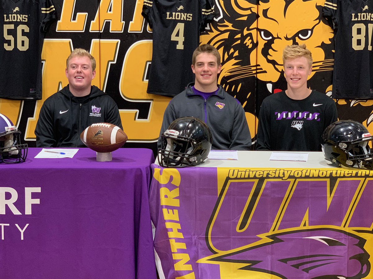 ClearLakeFB's tweet photo. This AM we celebrated 3 more of our seniors as they signed LOIs to continue their academic & athletic careers.
Chase Stuver - @WUWarriorFB
Drew Enke - @UNIFootball
Tate Storbeck - @UNIFootball
Thank you for your hard work & dedication to our program & community! #HUNTEVERYTHING https://t.co/duO5uPhb7F