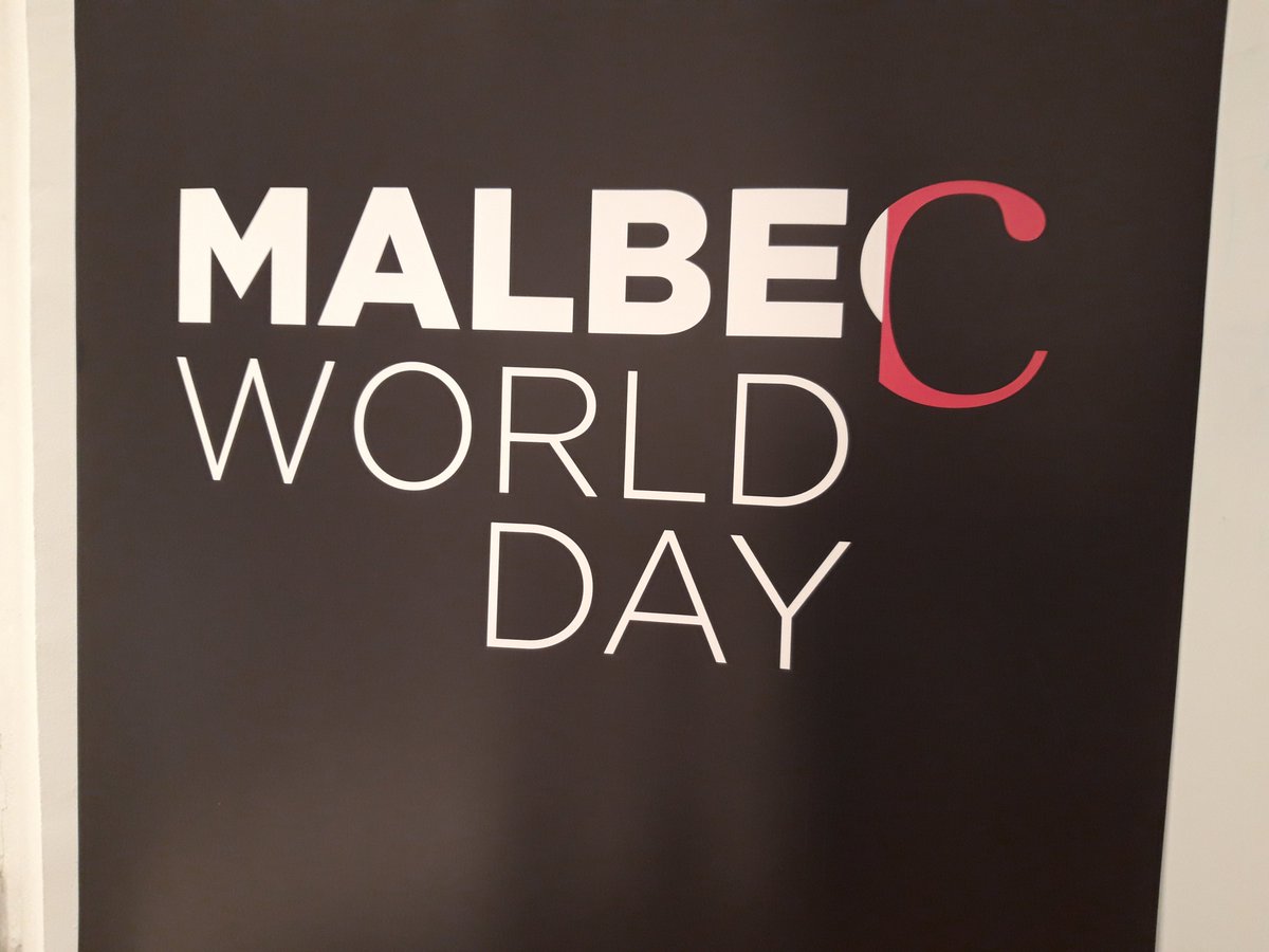 Más que agradecidos a <a href="/ARGenesp/">Argentina en España</a> por contar de nuevo con nosotros para el <a href="/MalbecWorldDay/">Malbec World Day</a> #2019. Hoy y mañana dos seminarios a cargo de <a href="/AASommeliers/">Asoc. Arg. de Sommeliers</a> sumilleres argentinas 🔝 y una colección de embajadores #Malbec más que interesante 🍷🍷
