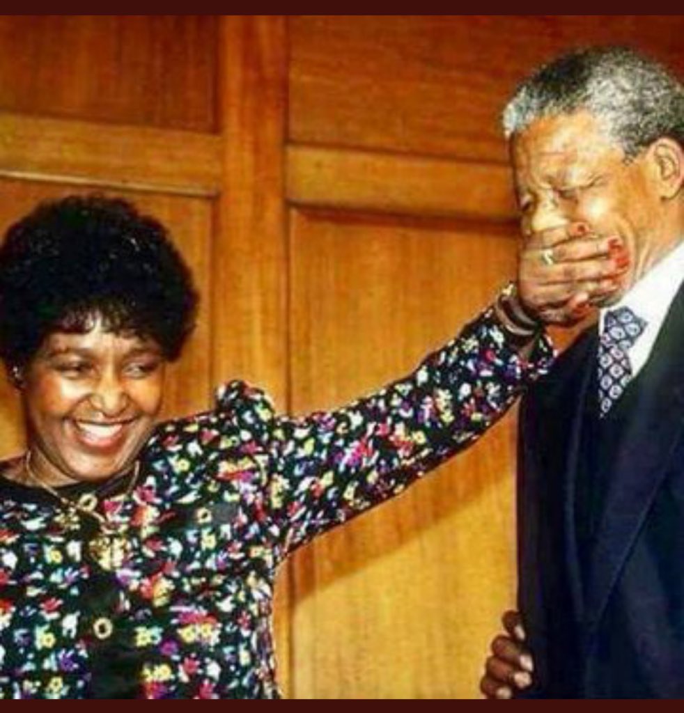 AviweJessica's tweet photo. @Mamsimanga2 @___MTARA Stop It😂😂����😂 Now everybody blowing up my Phone bayacela abanye abantwana. Thanks to @___MTARA https://t.co/b9X6s4d8GE