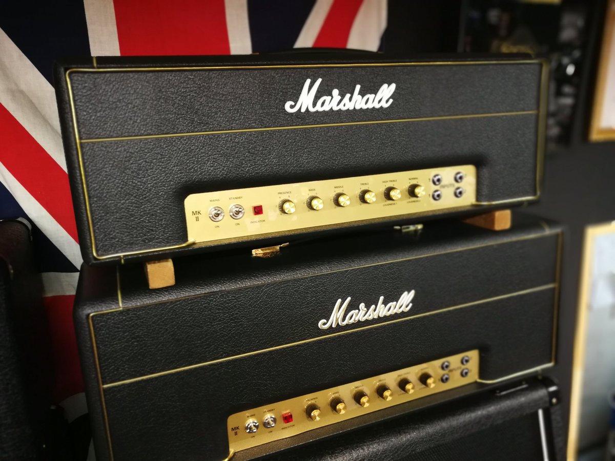 wpp_ikebe's tweet photo. Marshall 続々入荷!
爆音すぎる1959SLP...
その圧倒的音圧ぜひお試しください
兄弟モデルの1987Xと比較も出来ますし、最新のSV20Hもございます。
兄弟、いや...
もはや親子か。。。笑
#1959SLP
#1987X
#SV20H
#Marshall https://t.co/0j2gpxJ8CT
