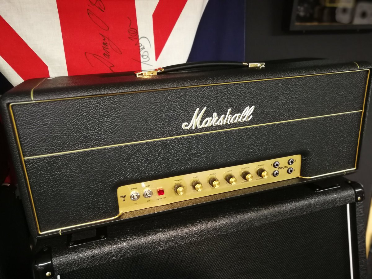 wpp_ikebe's tweet photo. Marshall 続々入荷!
爆音すぎる1959SLP...
その圧倒的音圧ぜひお試しください
兄弟モデルの1987Xと比較も出来ますし、最新のSV20Hもございます。
兄弟、いや...
もはや親子か。。。笑
#1959SLP
#1987X
#SV20H
#Marshall https://t.co/0j2gpxJ8CT