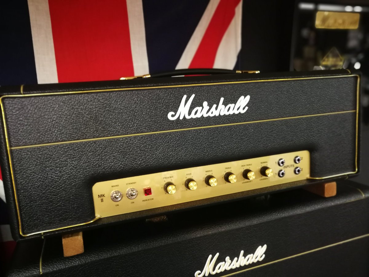 wpp_ikebe's tweet photo. Marshall 続々入荷!
爆音すぎる1959SLP...
その圧倒的音圧ぜひお試しください
兄弟モデルの1987Xと比較も出来ますし、最新のSV20Hもございます。
兄弟、いや...
もはや親子か。。。笑
#1959SLP
#1987X
#SV20H
#Marshall https://t.co/0j2gpxJ8CT