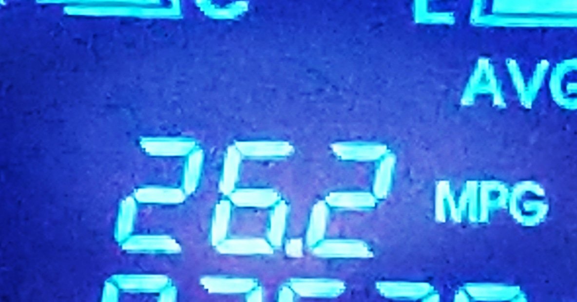 ngonz78's tweet image. When youre coming off of a blegh training run, then you wake up late for the gym in a bad mood- the universe (&amp;amp; your dashboard) remind you that you still have a large goal to hit in October! #pullittogether #headinthegame  #halfmarathonthisweekend #marathontrainingstartssoon 💪🏼🏃🏻‍♀️