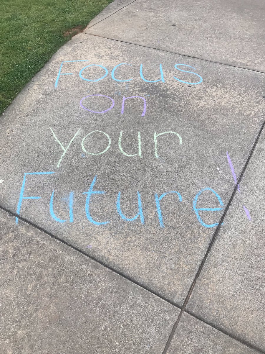 ashleydoudna's tweet photo. WE BELIEVE IN YOU, Class of 2020! #ACTDAY @PVHigh @PVHS_Guidance @M_T_1970 @JEFCOED https://t.co/HGZTLktKdR