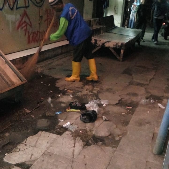 kel_cicadas's tweet photo. Giat gober malam kelurahan cicadas
@mangoded_md @dlhk_kotabandung @pembdg @cibkid.tersenyum https://t.co/67X9l5gIGT