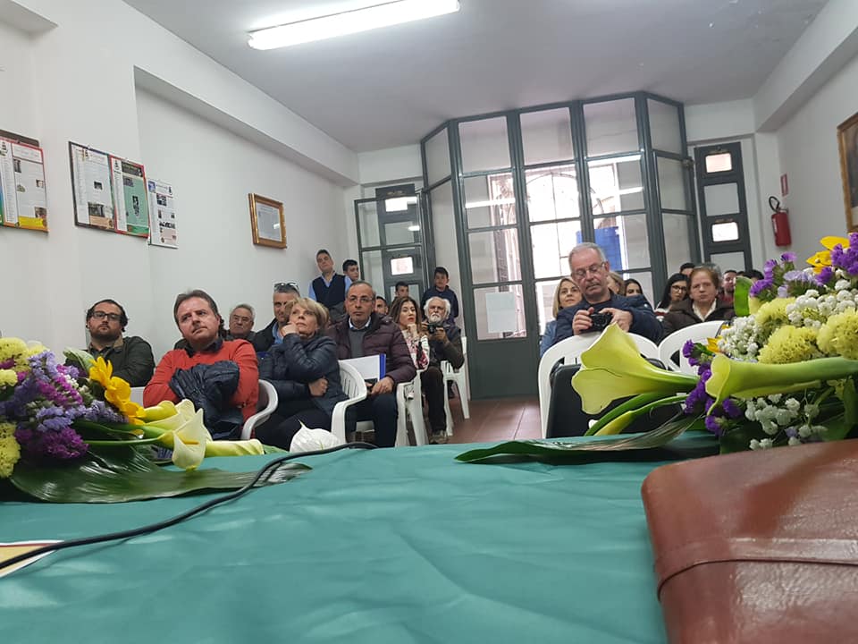 orgogliosudIP's tweet photo. La comunità di San Giorgio Morgeto c'era, il progetto di Altanum cammina tra la gente. Insieme si accoglie il futuro, insieme si è più forti e più comunità @ascuoladioc @TuzzaAlessandra @CaleEuropaEdic @OpenCoesione #asoccommunity @Monithon https://t.co/e2LbUwbyJX