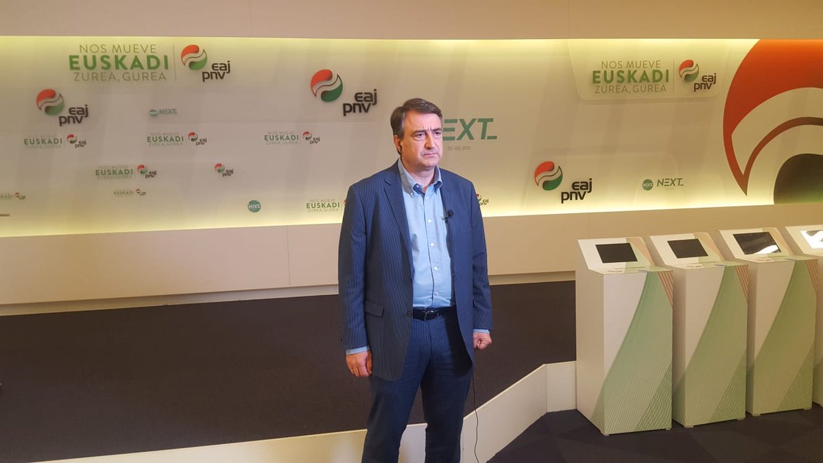 eajpnv's tweet photo. .@AITOR_ESTEBAN, en @todoesmentiratv: "Me preocupa que haya determinadas actitudes antidemocráticas, xenófobas, que se tomen como broma o normalidad". #HemenEAJPNV #NosMueveEuskadi #28A https://t.co/jNIxTk6HbT