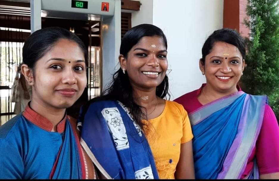 Vythiri_Village's tweet photo. Courage , determination and hard work can get you anywhere . Our team-members with Miss Sreedhanya Suresh , the pride of Wayanad. Her story is nothing but extraordinary . We are so lucky to have you visit us ! https://t.co/3ptwVCUX8x https://t.co/4nNwqAFRRx