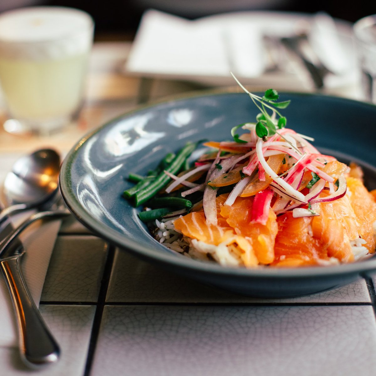 cevicheuk's tweet photo. This is our #glutenfree BIG INCA POKÉ. Available with our Llama Menu Rapido. Weekdays 12-3pm/5-6.30pm. Que rico!
One big dish £8
Two dishes £10
Three dishes £12
#expressmenu #earlydinner #lunchdeal #peruvianfood #peruvian #foodies #foodoflondon #instapic #instafood #peru #soho https://t.co/Hif96b3CkE