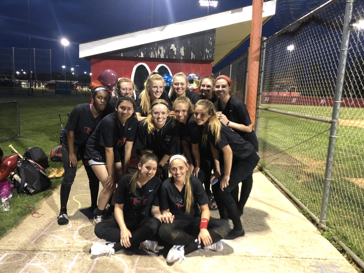 Heritage Softball tweet media