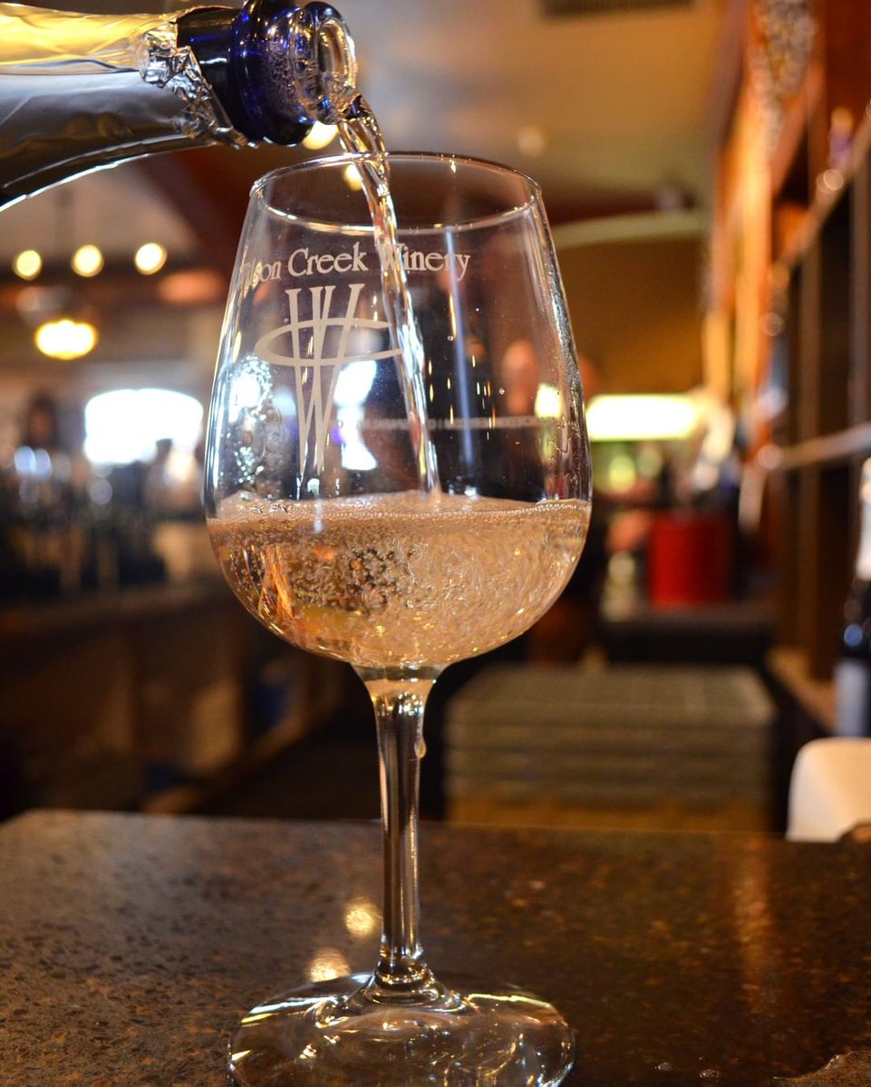 As our guest, you will enjoy complimentary #wine tastings with us! Join us tonight as we welcome Wilson Creek Winery! #winecountry #Temecula #HiltonHotels

Photo by <a href="/Wilson_Creek/">Wilson Creek Winery</a>