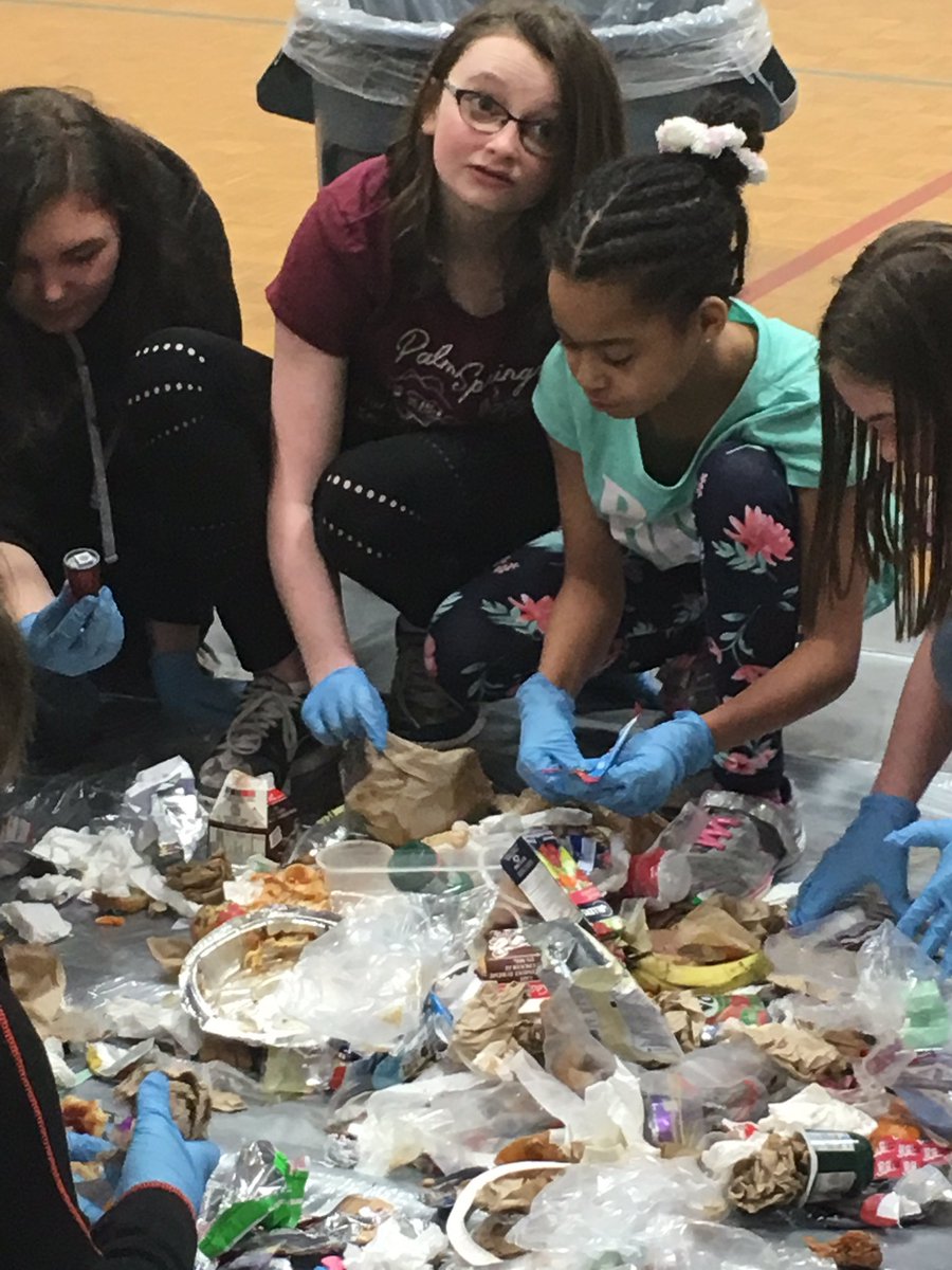 LimestoneDSB's tweet photo. This week on #LearninginLimestone we visit @BathPS_LDSB to learn more about @ON_EcoSchools & school waste audits. #recycle #reuse #sustainability @SustainableDan https://t.co/B7cNf1ka7E