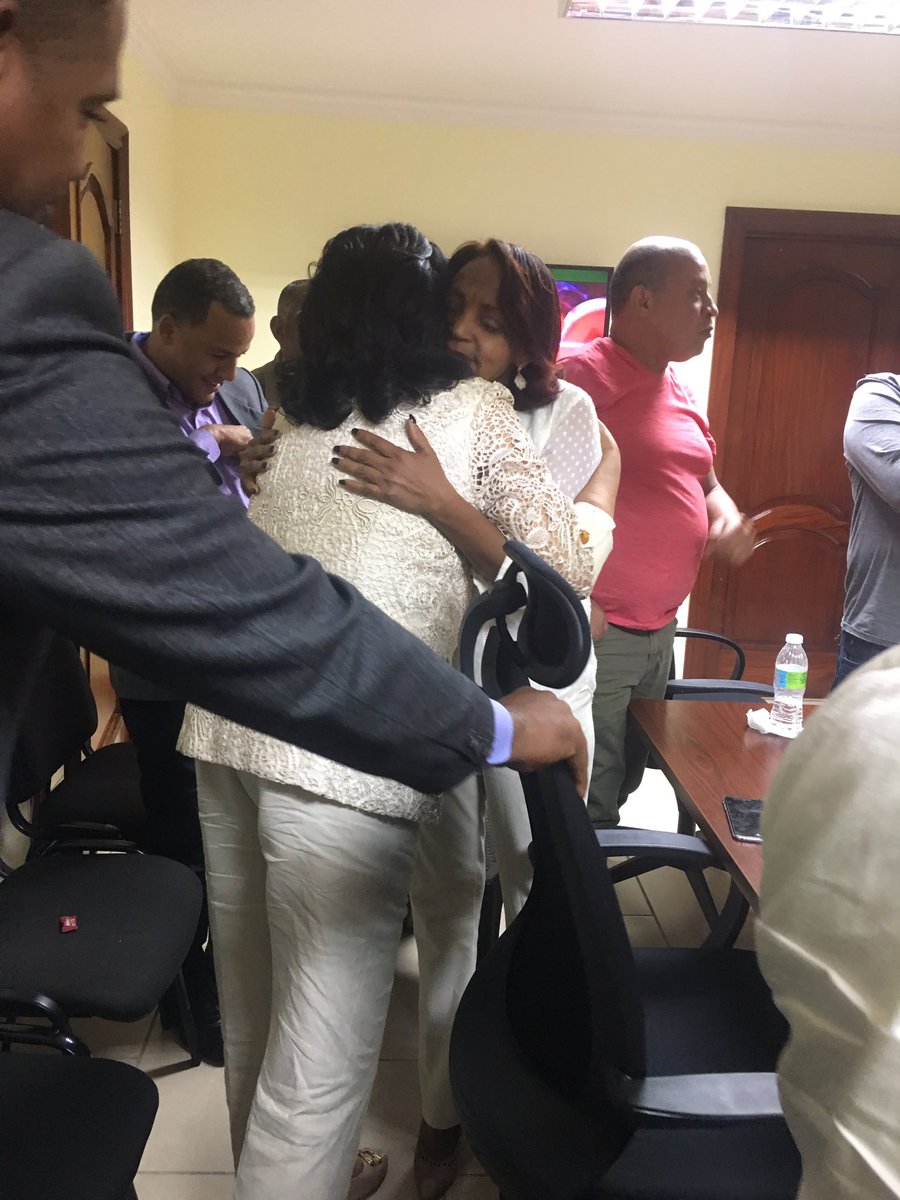 JESDO6's tweet photo. Dra. Ana Luisa lora 2020-2024 próxima a diputada @JoanHerreram @BrennyAmparo https://t.co/NZxMx0xEgv