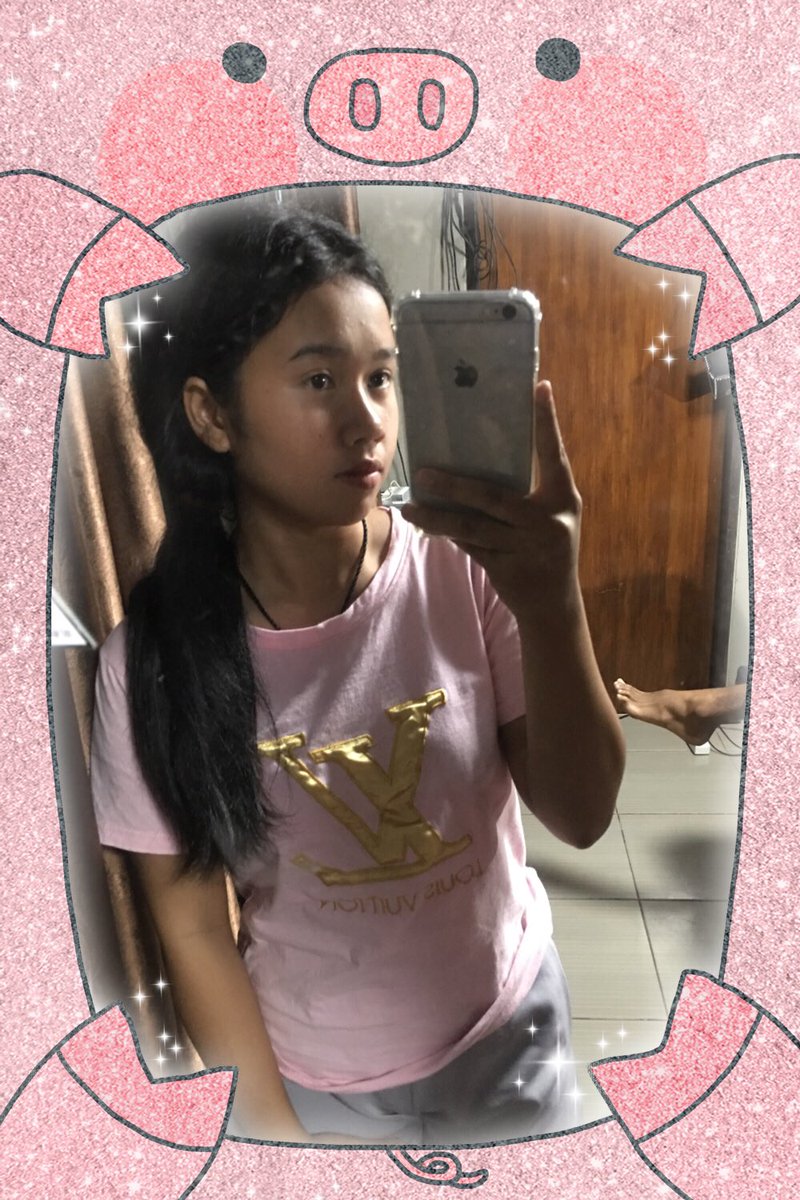 Chanthip13's tweet image. เราไม่สามารถทำตามใจคนอื่นทำสิ่งคนอื่นชอบ ไม่สามารถทำให้ใครมารัก ทุกคนมีหลายด้านอยู่ที่คนนั้นจะเอาด้านไหนมาแลก🙂