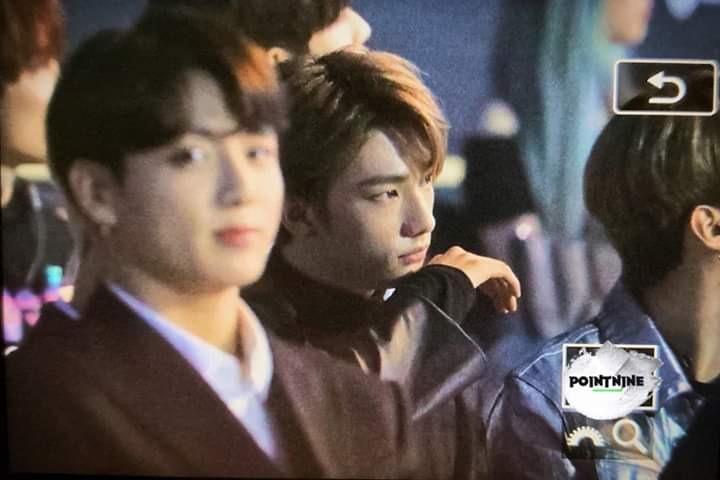 nanh7749's tweet photo. Nhầm cam fansite rồi anh ơi :)))))
Cute vc ý 💜
Cre: 2000line
#BBMAsTopSocial BTS @BTS_twt https://t.co/uQOWrDZzyF