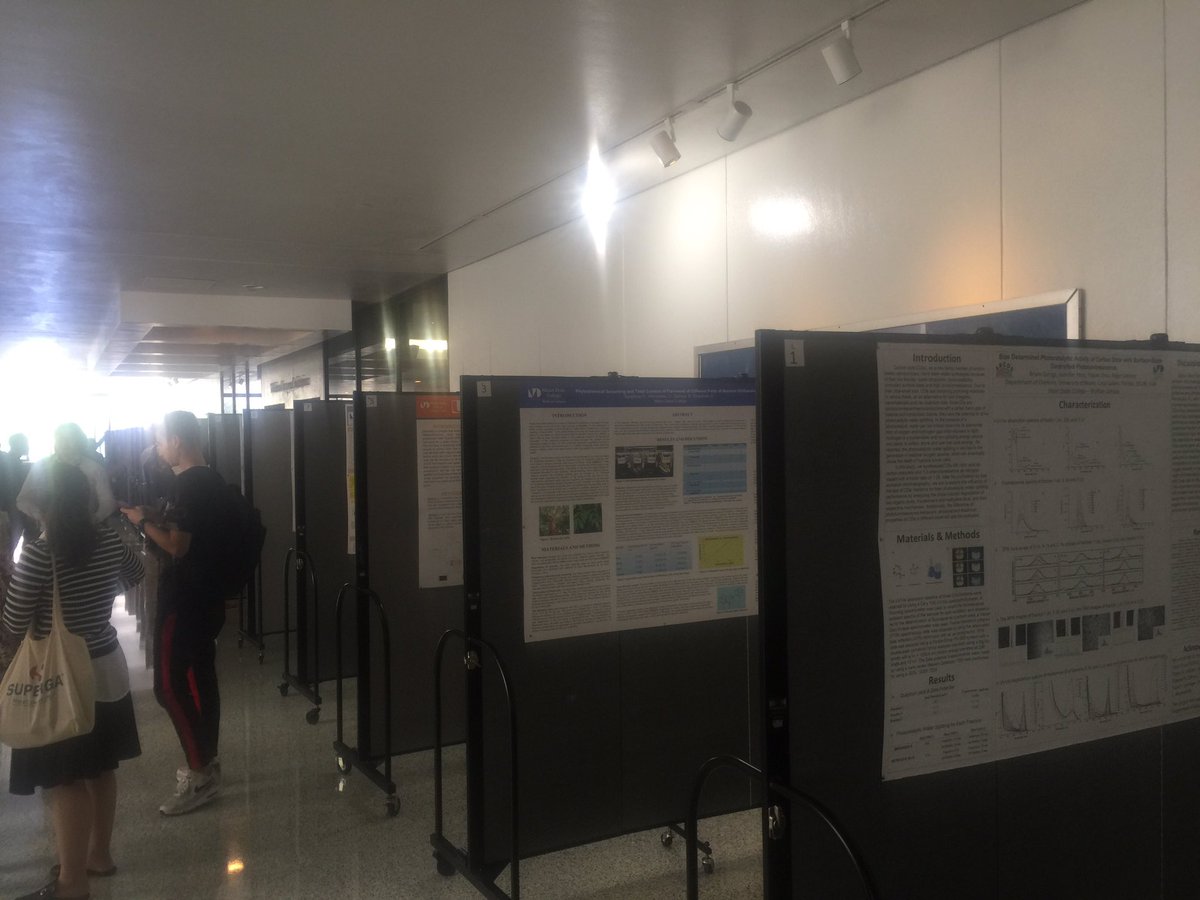 dques2766's tweet photo. Research Expo at #MDC started already, partners, faculty, students and research projects in the whole variety of fields #mathematics #physics #chemistry #statistics #datascience #biology #engineering #healthscience #BeMDC #MathWolfson https://t.co/IOqk4KAeid