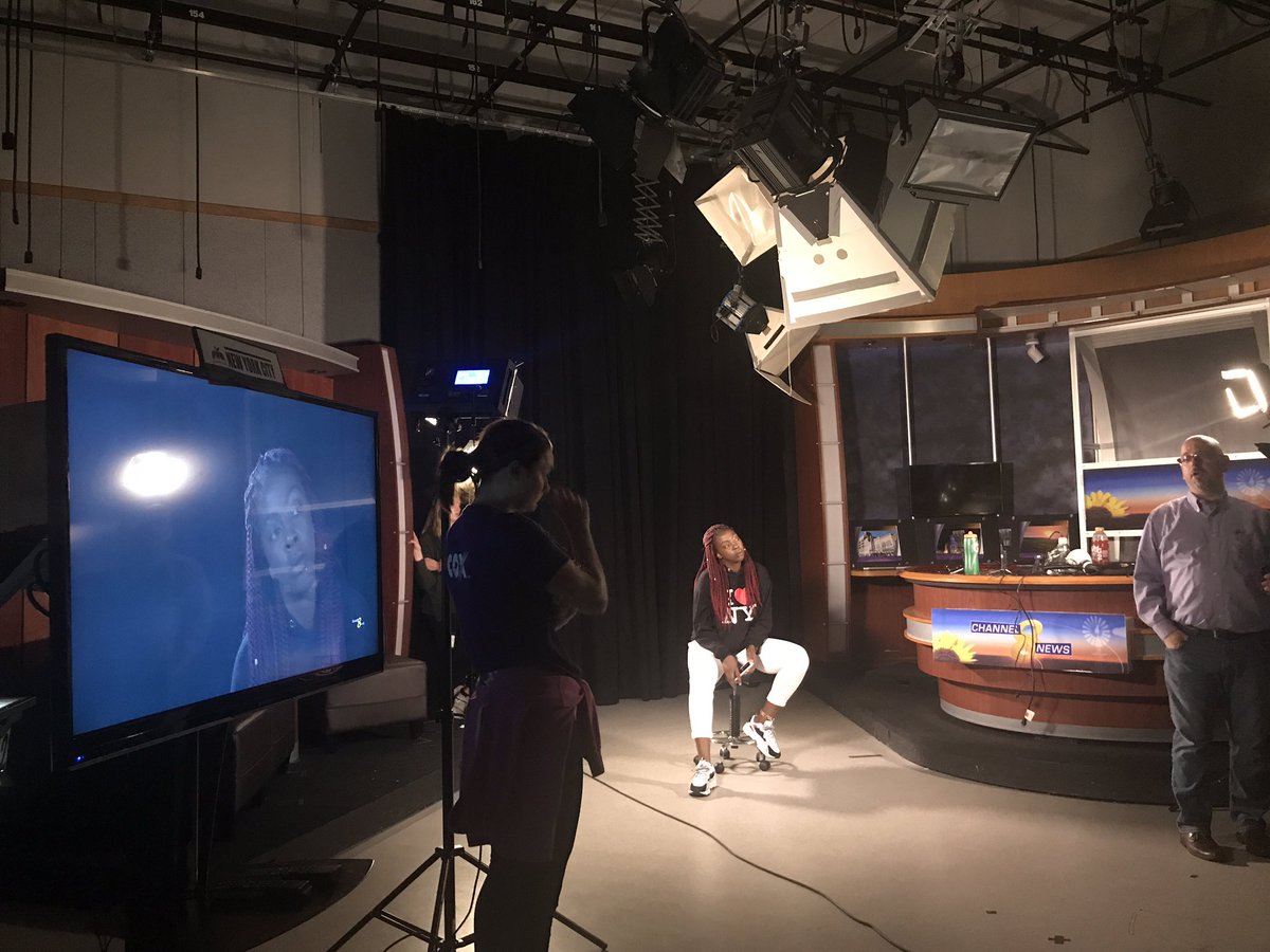 TheRealZ15's tweet photo. “Light impacts the scene more than any other element” #MC301 https://t.co/dtIxBmeMoj