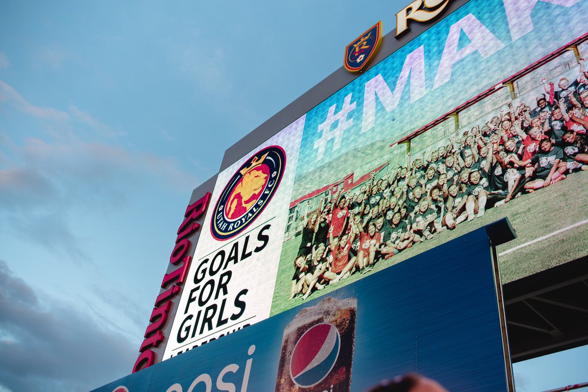 GoalsForGirls's tweet photo. The Goals for Girls Leadership Summit is returning to Herriman this Summer, August 5-7th for girls 13-18. Classroom sessions as well as technical and tactical training with Utah Royals players and Goals for Girls Trainers. Space limited!
https://t.co/KhXpVDLi81 | #MakeWay19 https://t.co/t8FZVzIeMm
