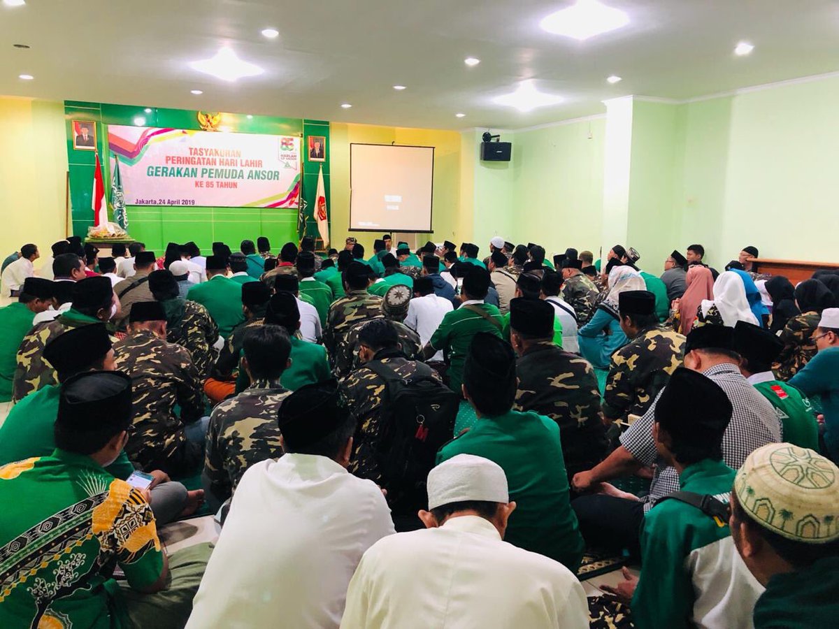 Official_Ansor's tweet photo. Tasyakuran Peringatan Hari Lahir Gerakan Pemuda Ansor ke 85 Tahun

#KitaIniSama
#Harlah85GPAnsor https://t.co/Zgw4OvSQCk