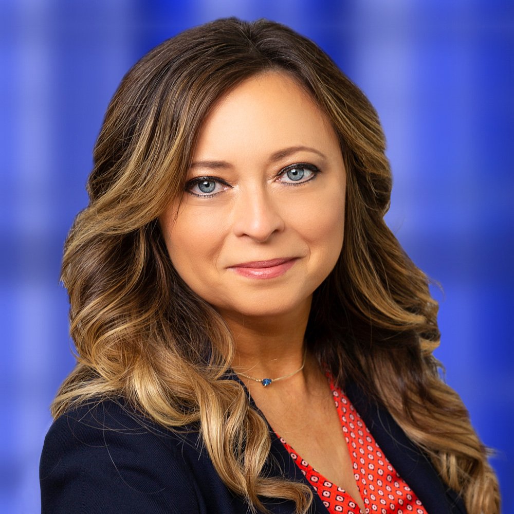Manheim_US's tweet photo. Congratulations to the 2019 #Women in #Remarketing honorees! (link: https://t.co/NNciLsD4Ce) https://t.co/NNciLsD4Ce 
@CoxAutomotive 
@NextGearCapital  
@AutoRemarketing #automotive https://t.co/aQBMyYU5QK