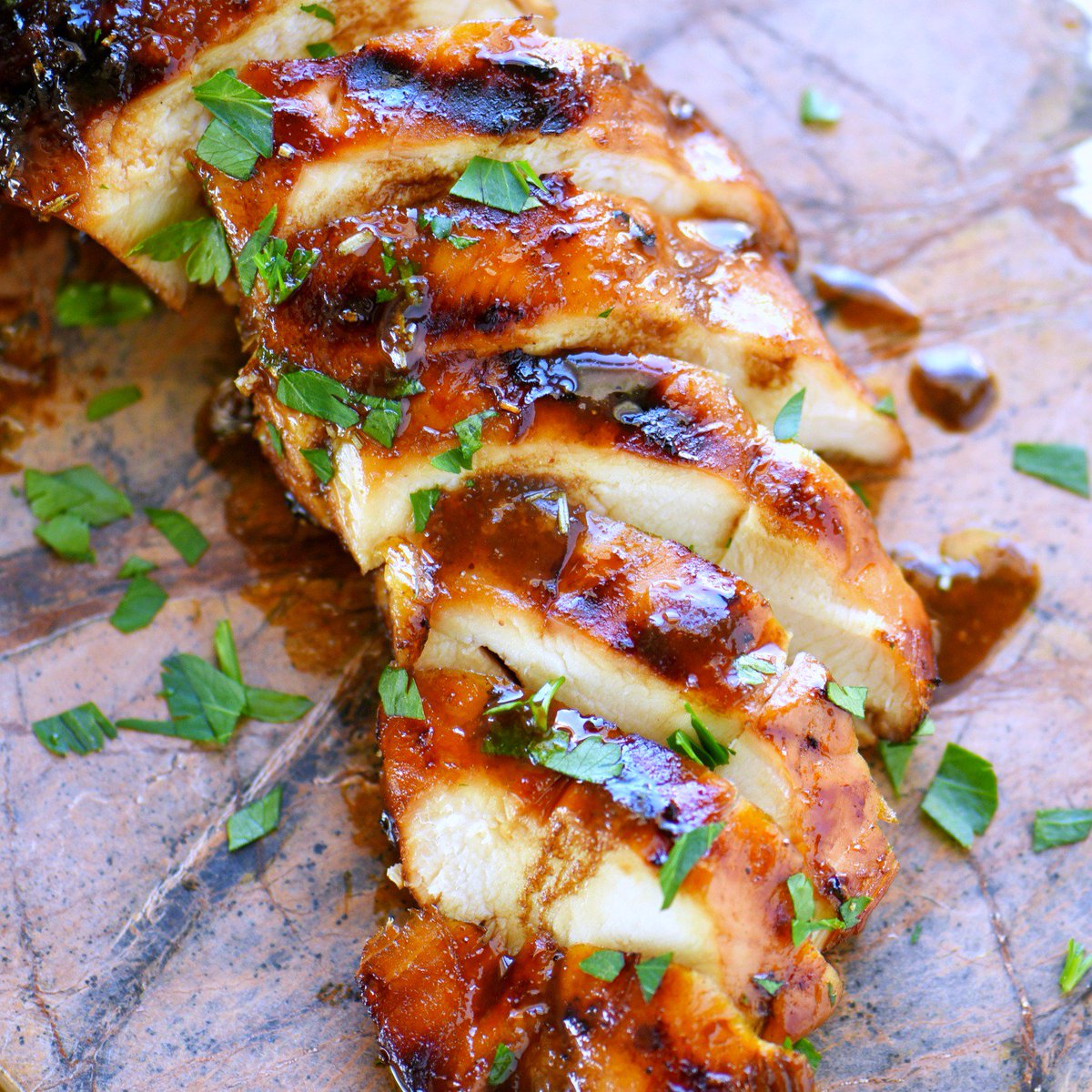 Look no further for the Best Chicken Marinade recipe ever!  This marinade produces so much flavor and keeps the chicken incredibly moist and outrageously delicious – try it today! momontimeout.com/the-best-chick… #chicken #marinade #RecipeOfTheDay #chickendinner #dinnerideas #grilling