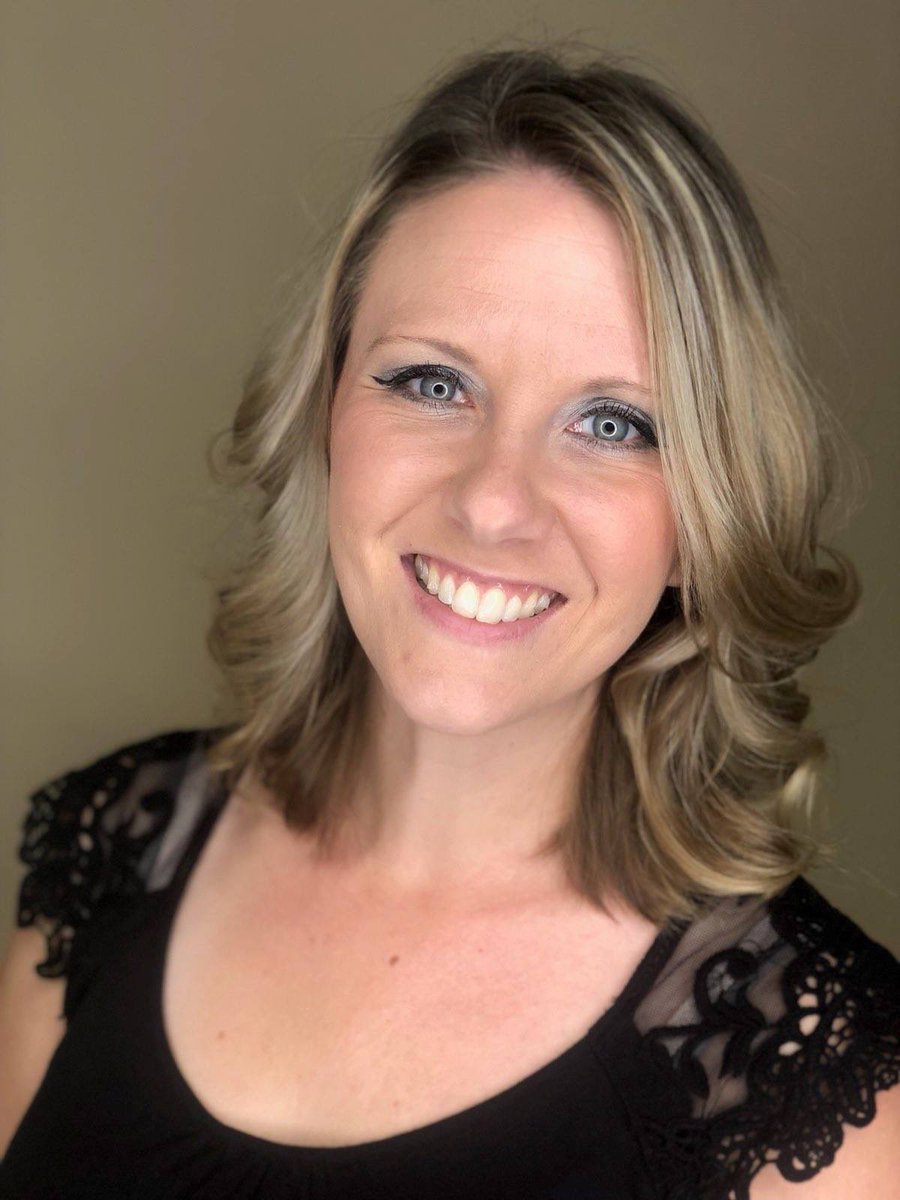 HanoverDentist's tweet photo. ๐With much gratitude to my administrative team, Christine, Lindsay, Kara, Delia, who help make the magic happen every day ๐ #changingsmileschanginglives #hanoverpa #hanoverdentistry #discoverhanover #AdministrativeProfessionalsDay https://t.co/Nblh6T6uKR