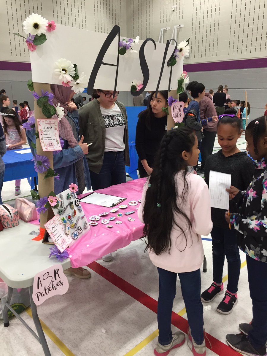 MsEDaly3's tweet photo. Such great business ventures @cedarhollowps https://t.co/3WhUgHKiL0