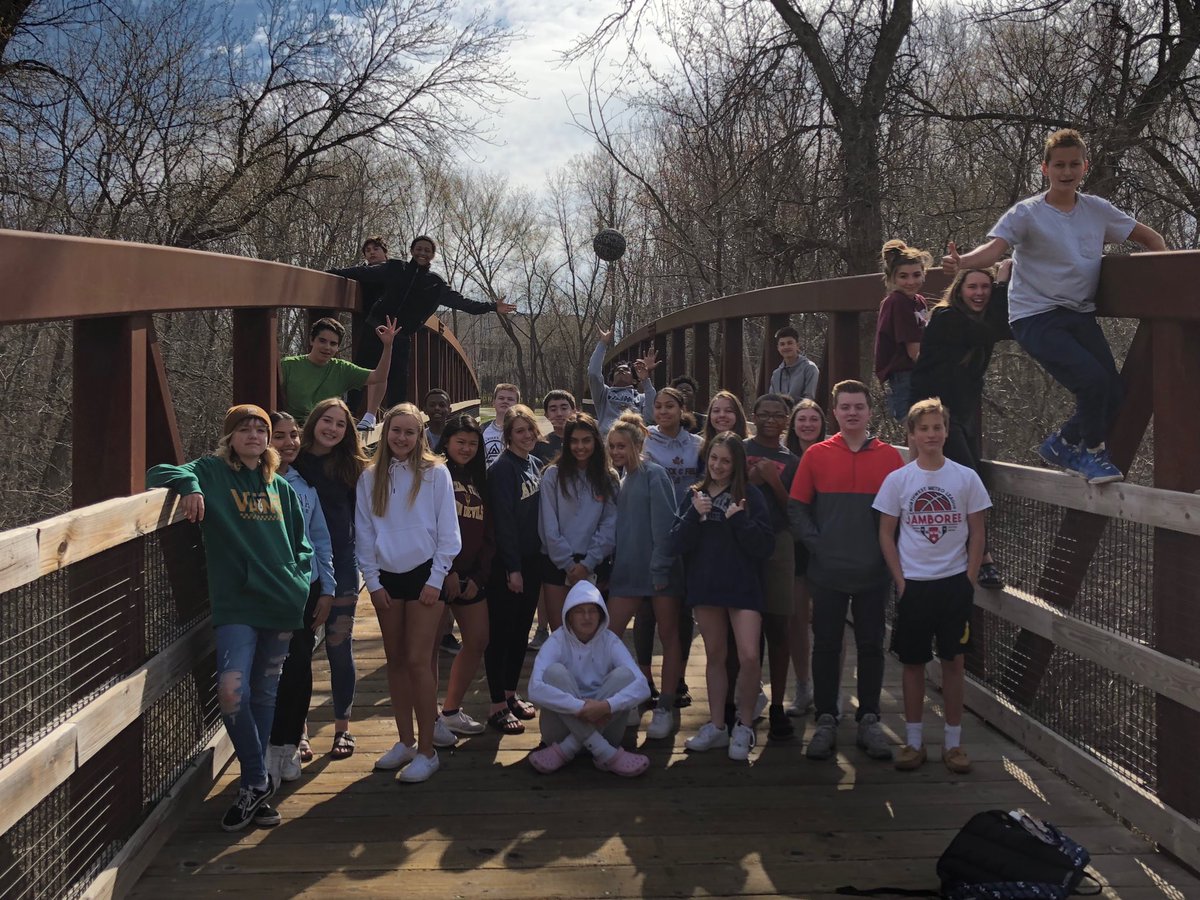 LomboTonka's tweet photo. After my 3rd hour class got everything correct and on my desk today in class (quite a performance), we enjoyed a little stroll and took in some beautiful, fresh air. #thebridgewascalling #sunisshining #wheresJon https://t.co/YDX92JL9JQ