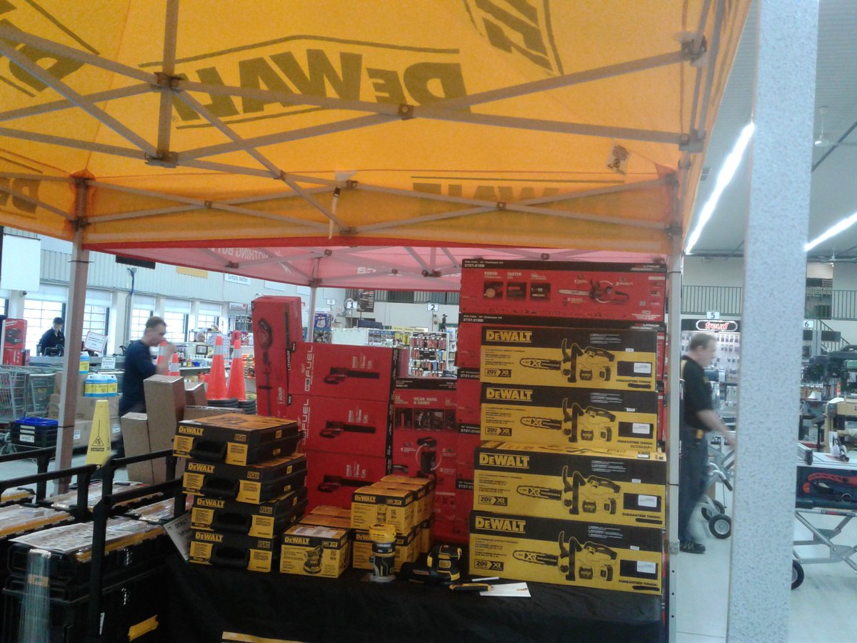 OTTtools's tweet photo. Getting set up! Only ONE day left before our April Tools Day Event! Great deals on all brands and WE PAY THE TAX‼️‼️Both locations! @DEWALTtough @MilwaukeeTool #apriltoolsday #milwaukeetools #dewalt #ottawadeals #ottawa #wepaythetax https://t.co/2GGbDK4M8D