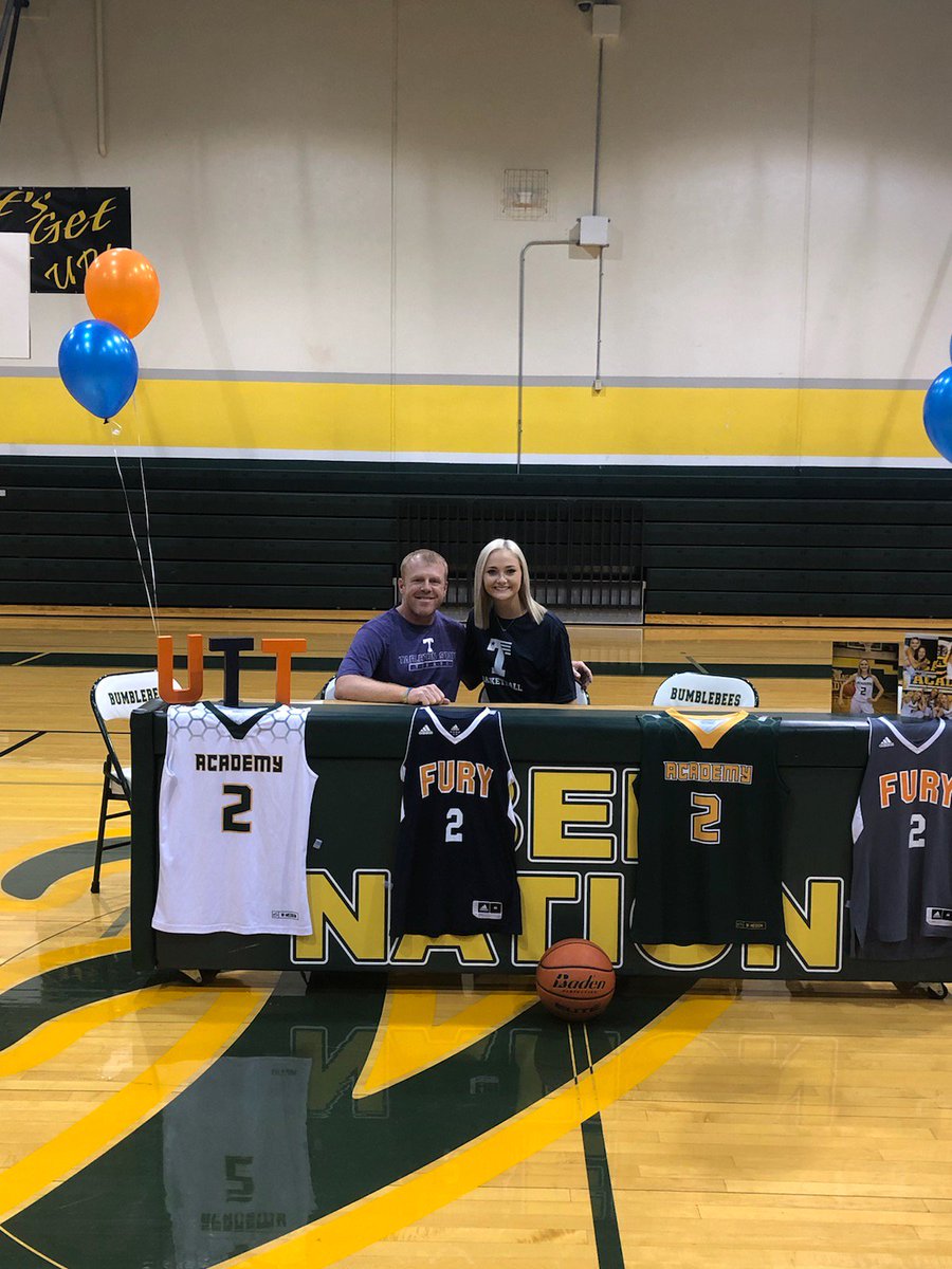 ladybee_ball's tweet photo. Congratulations to Lilli Stewart on signing to play basketball at UT Tyler!! Also want to thank Coach Haney and the Georgetown Fury organization for helping develop several of my players over the years!! Proud of you BEAN!!! #GRIT https://t.co/JkkfLKvVtp