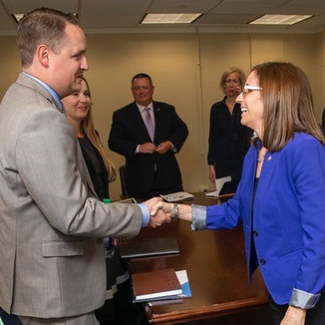 stewart_az's tweet photo. Thanks again to @SenMcSallyAZ for taking the time to meet with our delegation of tourism leaders from Arizona earlier this month at #DCH19. #TravelMatters #VisitArizona #ThePowerofTravel https://t.co/yQEOo5hGKU