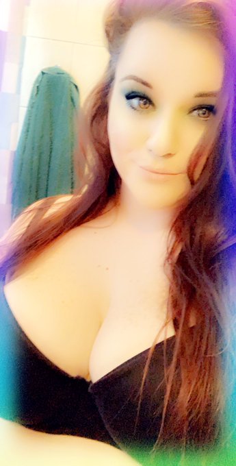 What do you want to see on tonight&rsquo;s live stream? Also open to new suggestions for where to stream it<a href="/tag/facial"class="tags"><span>#facial</span></a><a href="/tag/porn"class="tags"><span>#porn</span></a><a href="/tag/fetish"class="tags"><span>#fetish</span></a><a href="/tag/kinky"class="tags"><span>#kinky</span></a><a href="/tag/ass"class="tags"><span>#ass</span></a><a href="/tag/bbw"class="tags"><span>#bbw</span></a><a href="/tag/pussy"class="tags"><span>#pussy</span></a>