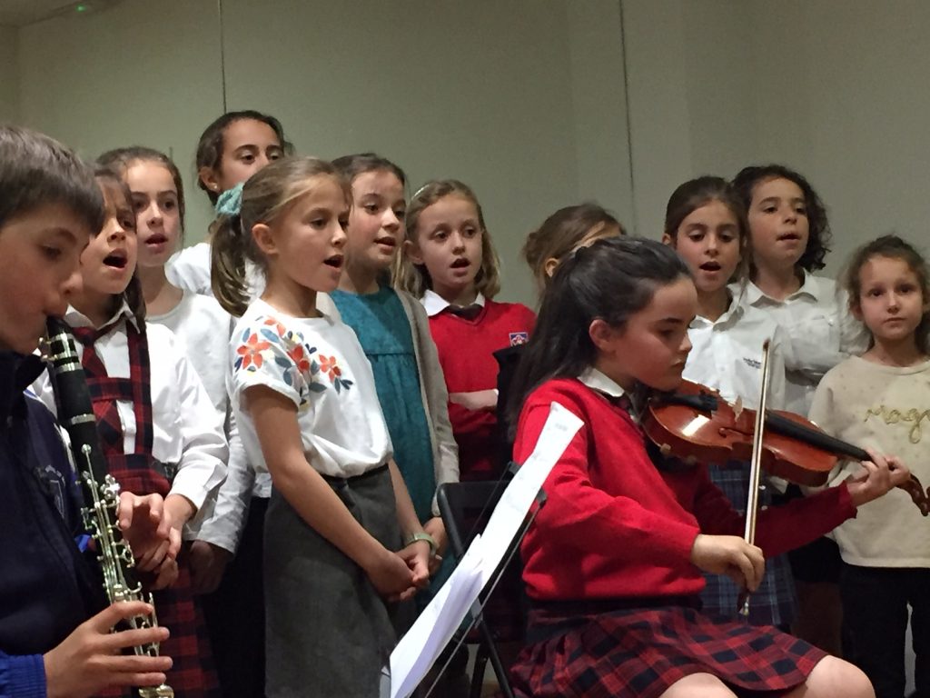 (CONCIERTO DE PASCUA: GRADO 4, LENGUAJE MUSICAL Y CONJUNTOS INSTRUMENTALES) publicado en EnClavedeSí - enclavedesi.com/2019/04/24/con…