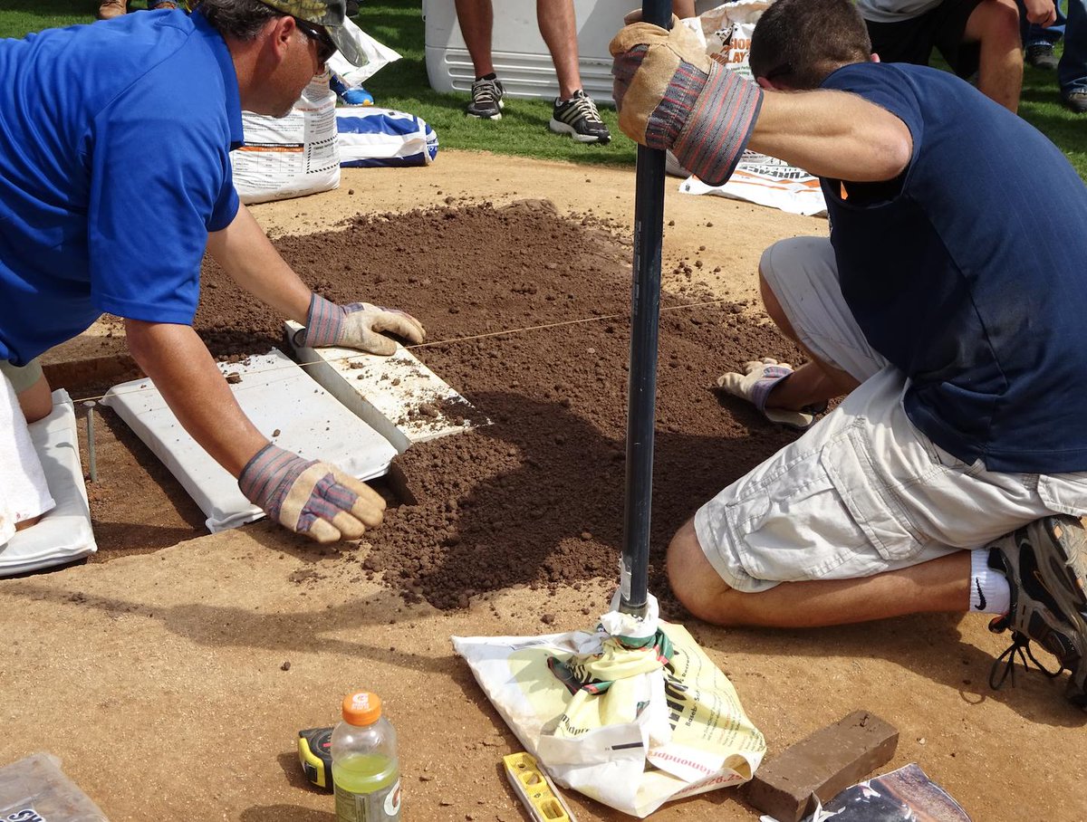 Turfaceproducts's tweet photo. Installation made easy. Get exclusive recommendations, resources and more when you join the Turface Grounds Crew. | https://t.co/14UU6Jfrtt | #TurfaceGroundsCrew | #Turface | #GroundsKeeper | #MoundMaster https://t.co/4Y5DjZWLq1