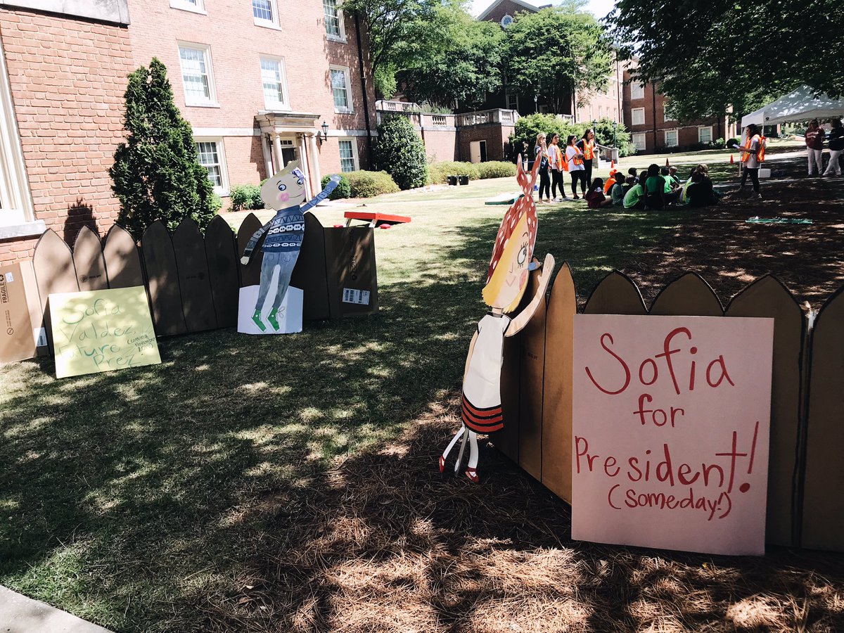 MsWagnersWorld's tweet photo. Sofia Valdez, Future Prez!! Green Group’s third station at the Young Authors Conference! ☀️ @SamfordEd @3xjoy @teacherstone #STEAMisaverb https://t.co/gAF3ds1XHH