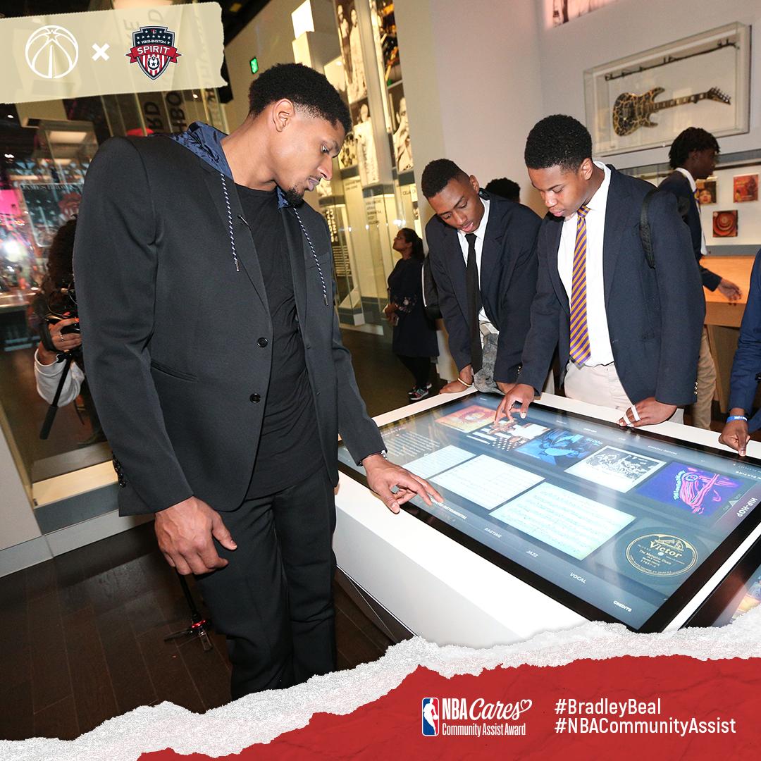 .<a href="/RealDealBeal23/">Bradley Beal</a> has done big things for the DMV this season.
 
RT to vote #BradleyBeal for #NBACommunityAssist!
