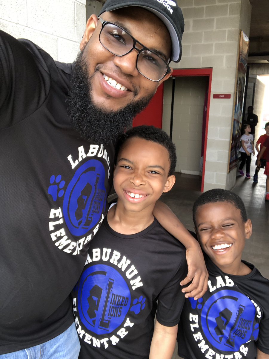 LES_LinkedLions's tweet photo. Education Day @ The Diamond #HenricoHeroes https://t.co/AyGaVfE4Qv