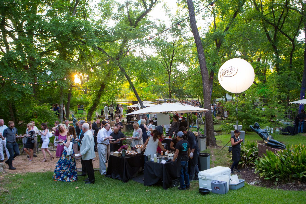 Austin_Monthly's tweet photo. Who's ready for Austin’s premiere spring event? The @umlaufsculpture's annual Garden Party is tomorrow and you won't want to miss it. Tickets: https://t.co/NLrisUewDz
#umlaufgardenparty #sponsored #thingstodoATX https://t.co/ghW3WSg5id