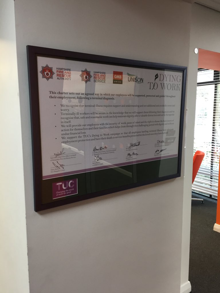 Our Dying to Work Charter is now on full display @Hants_fire and <a href="/HantsPolice/">Hampshire Police</a> Headquarters. If you visit please spend a minute to read the words and understand the commitment we have made to our people. <a href="/NeilOdin/">Neil Odin</a> @AndyBowersB006 @HFRSSteveApter <a href="/stewadamson/">Stewart Adamson</a>