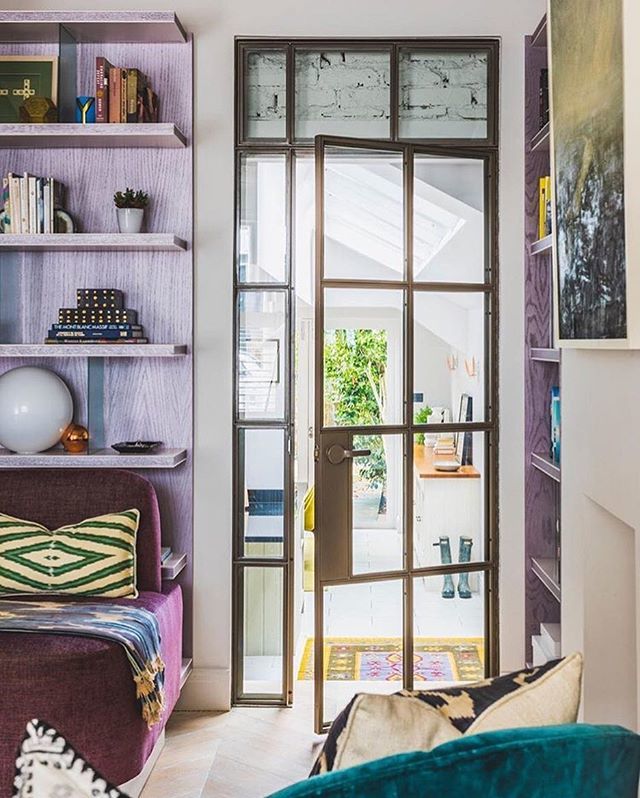 First day back in the office after a mega trip round Europe...serious travelling. I’d have liked nothing more that to return to this exquisite room designed by my dear friend <a href="/munrobymunro/">munro design</a> What a lovely space! bit.ly/2KXC3dq