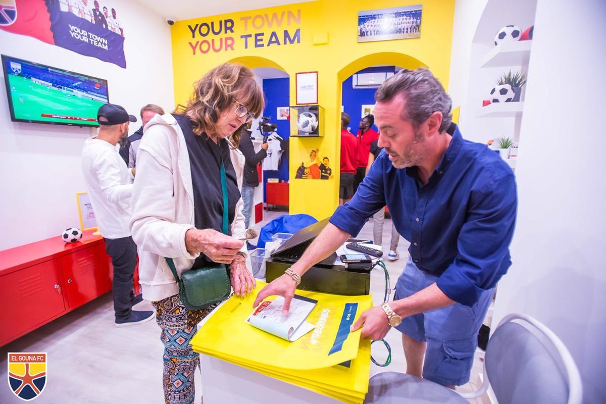 Amazing turnout at El Gouna FC fanshop opening yesterday!  We cant wait for all of you to visit us 🙌🏼🤩 #TheGounies #Fanshop

حضور رائع فى افتتاح متجر نادى الجونة 👏🏼🔥