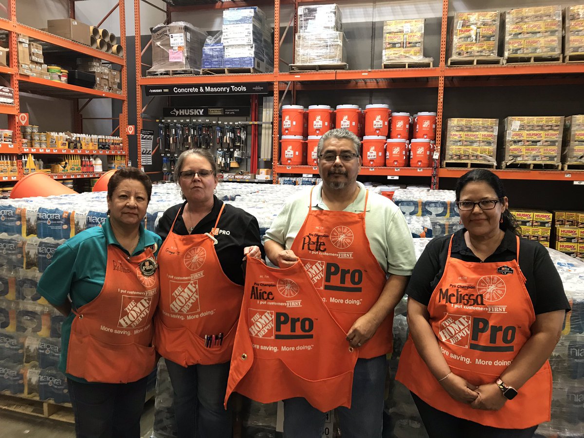 6564 Pro Champions 2018 Thank you to all the team great team effort:PASA’s,Pro loader,Pro cashier and Pro DH. Thank you for all the hard work.Shout out to Melissa and Alice PASA Champions lets wear our aprons .