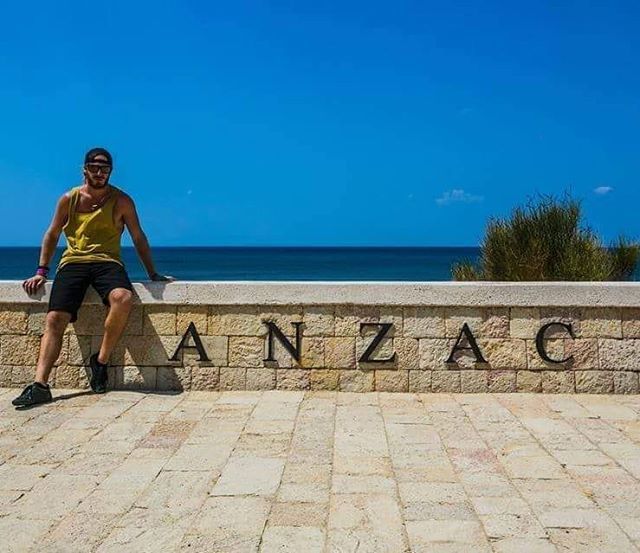 1tchy's tweet photo. *** Lest we forget *** #ANZAC #Gallipolii https://t.co/fEm4wXfsPN https://t.co/zGScZaZCTX