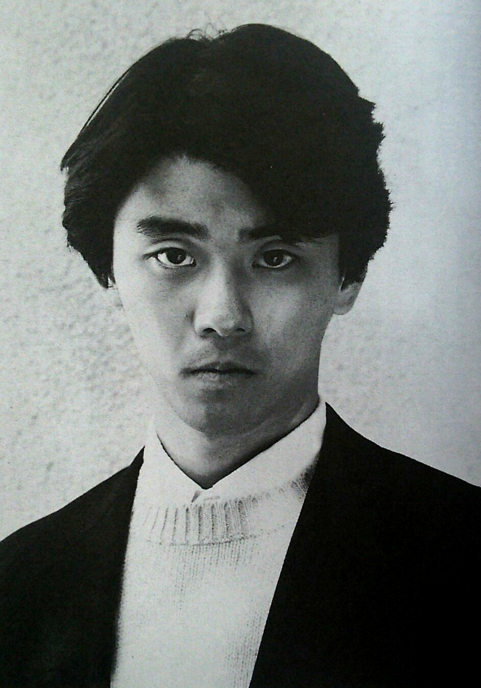 孤独のディアマンテ Pa Twitter 今日4月25日は 僕の大好きな役者さん 田中実さんの御命日 小学校1年生の頃に見たウルトラマンメビウスから大ファンで 刑事貴族2 3 ジャングル ナースステーション 昼ドラ 温泉へ行こう等々 皆素敵な役だった ご冥福をお祈り