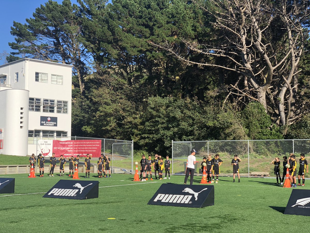 TheOleWay's tweet photo. A beautiful morning here for some fun with our @ESAFC friends!
⚽️☀️🙌🏽
#TheOléWay #OléFootballAcademy #ESAFC #theNZplayerCAN https://t.co/d9e8HRmsAT