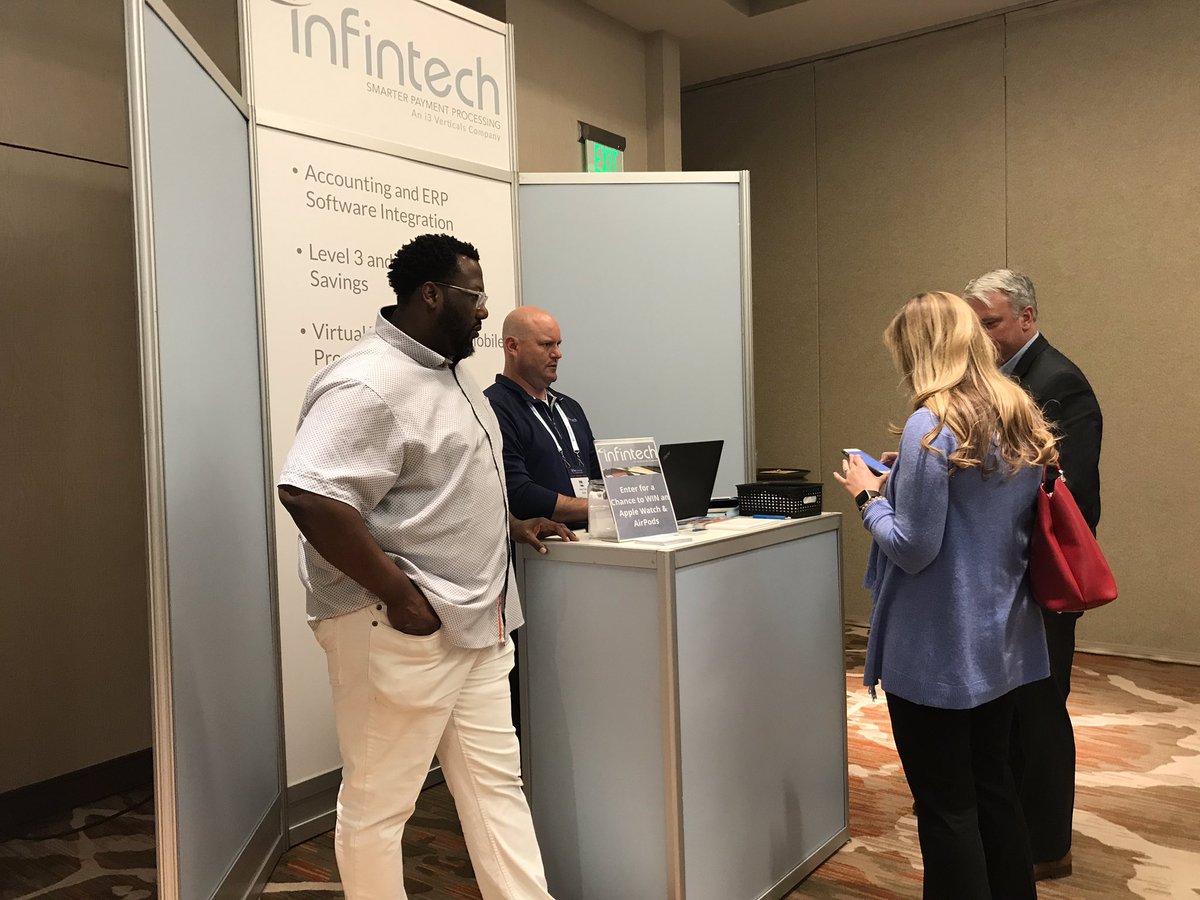 ComdataOTR's tweet photo. Today at #ComdataExchange was filled with some killer sessions, including by our friends from @SwiftTransport. Not to mention, you just can’t duplicate the value of getting 1:1 time with companies like @infintech during the Exhibitor Hall hour! https://t.co/pkd4l9YmW1